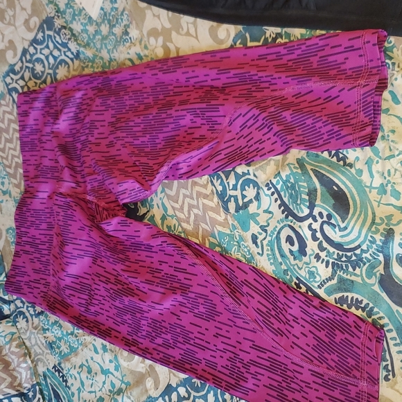 Brand new Purple fushia pink pant of Adidas colors as shown on description - Picture 2 of 4